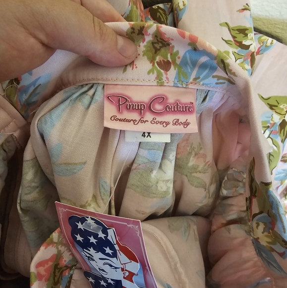 Pinup Couture Skirt - Picture 2 of 4